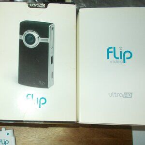 Flip UltraHD Video Camera 2nd Gen 8GB 120 Minutes U2120B USED & TESTED